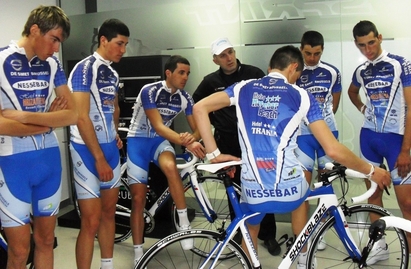 Колоездачите на „Несебър” стават рекламни лица на италиански велосипеди