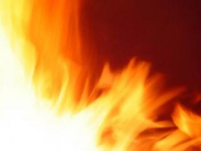 Лек автомобил изгоря в Българово