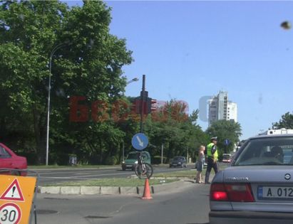 Велосипедист с комоцио, блъснаха го до хотел "Космос"