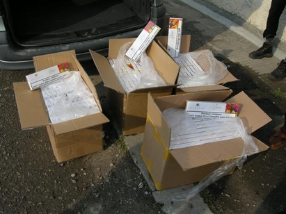 Опитаха се да прекарат 440 кутии контрабандни цигари през границата