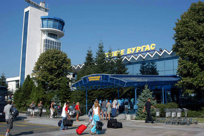 „Луфтханза” прави ремонтна база на бургаското летище