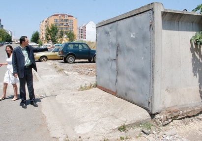 Събарят 50 незаконни гаража в "Меден рудник"