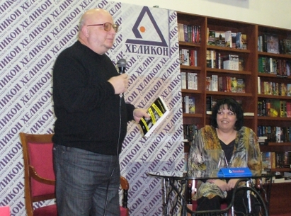 Дисидентът-журналист Румен Леонидов с нова стихосбирка