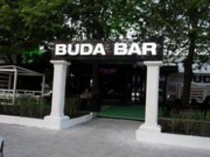 Пребиха охранител в чалга-заведението „Буда бар”