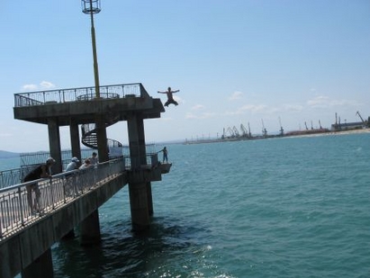 Възраждат плувния маратон от остров „Света Анастасия” до Моста