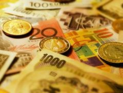"Ню Йорк таймс": Готви се обвързване на швейцарския франк с еврото