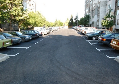 Община Бургас направи още два паркинга  - в жк „Зорница”