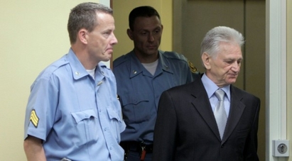Трибуналът в Хага осъди на 27 г. затвор Момчило Перишич