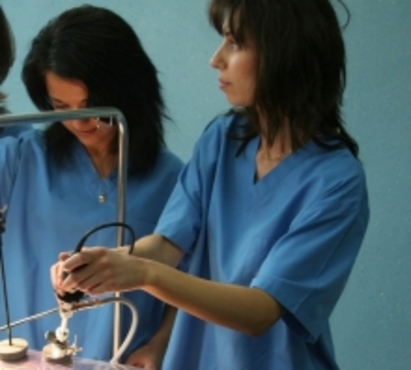 Топ лекар на Острова: Медсестрите от България и Румъния са опасни
