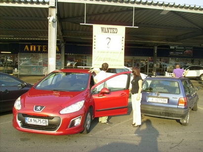 Рекорди в Бургас – двама шофьори биха заводския разход на „Пежо“ 308
