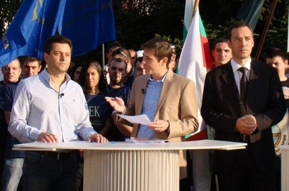 В дебата за Бургас по Би ТВ се откроиха Ваклин Стойновски и Димитър Николов