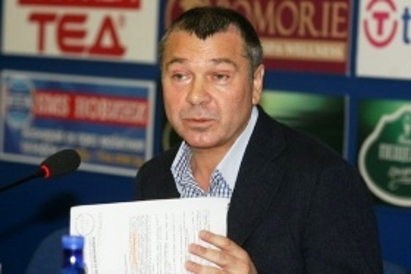 Митко Събев не плащал заплати, от „Черноморец "  скачат