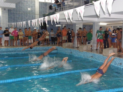 Бургаските плувни клубове се състезаваха в обновения басейн в МКЦ