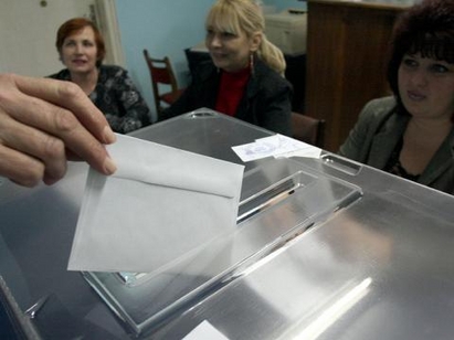 53,39 % е избирателната активност в Бургас за местния вот, 52,71% - за президентския
