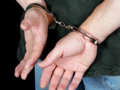 Арестуваха 21-годишен крадец с 5-килограмов чук в Бургас