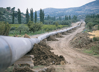 Казаха "Да" на екооценката за нефтопровода Бургас-Александруполис