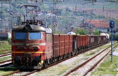 Товарен влак се скъса в Сунгурларско, блокира линията Варна - Карнобат