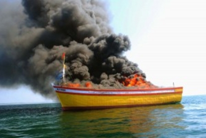 Неизвестни подпалиха рибарска лодка край язовир "Порой"