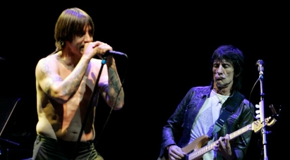 Red Hot Chili Peppers забива на стадион "Георги Аспарухов" на 1 септември 2012