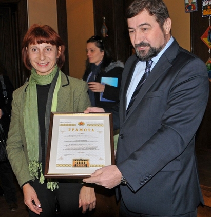 Губернаторът на Бургас си измисли награда, за да губи времето на кметовете