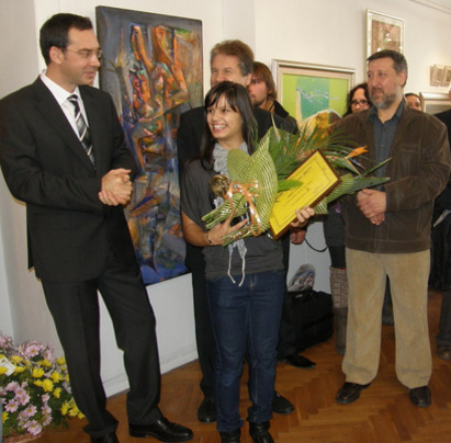 Златно момиче Мари Славова стана „Бург за 2011”, а живописецът Кръстьо Тодоров - художник на годината