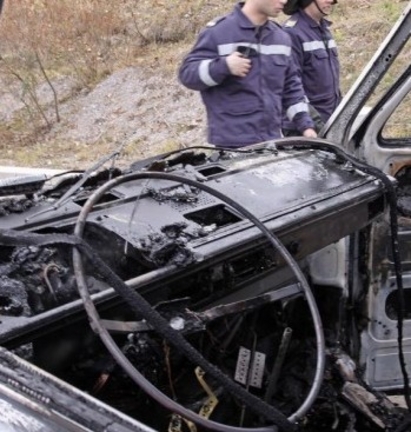 Подпалвачи и в Средец, пламна такси