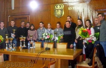 Наградиха 10-те най-добри спортисти на Бургас за 2011 г. Йордан Янков е №1