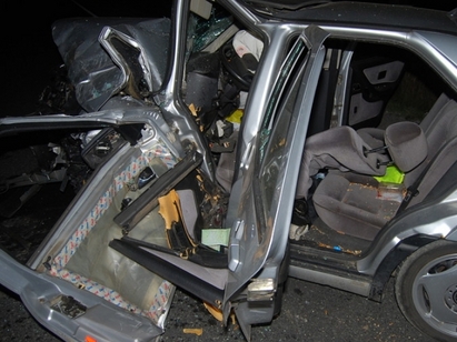Бургазлия загина при тежка катастрофа с автобус в Плевенско