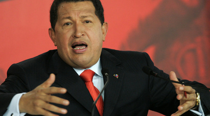 Чавес: Някой ни заразява с рак