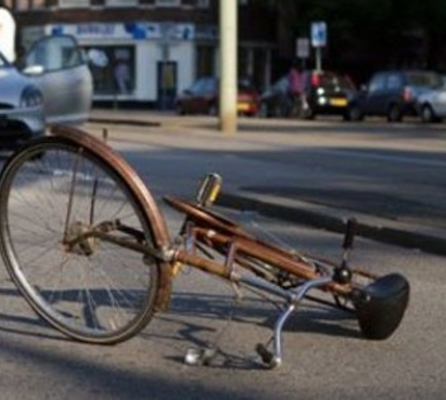 Кола забърса  84-годишен велосипедист в Бургас
