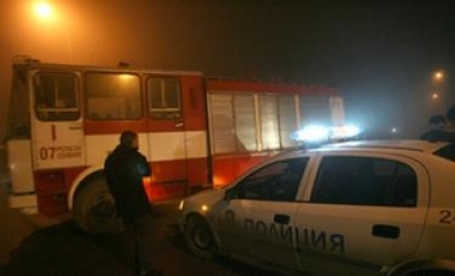 "Опел Зафира" е горял през нощта в Бургас