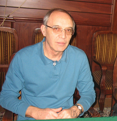 Паметникът на д-р Георгиев ще е пред Карнобатската болница