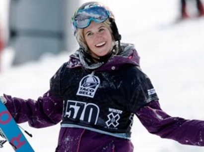 Почина звездата на световните фрийстайл ски Сара Бърк