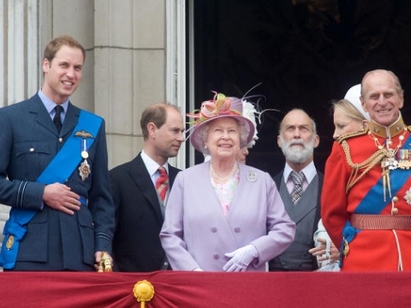 Елизабет II отбелязва 60 години на трона