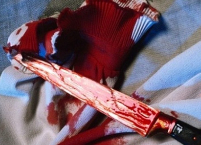 Мъж разпори с нож приятелката си в Бургас в изблик на ревност