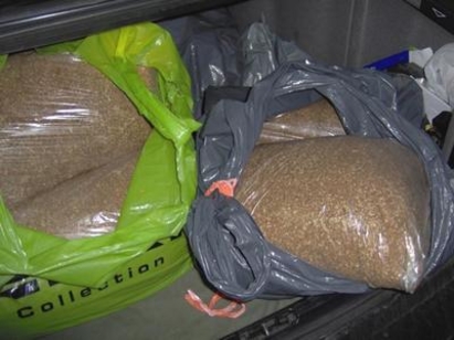 35 кг тютюн в ръчен багаж откриха митничарите на Лесово