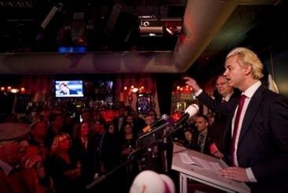 Сайт в Холандия: Без работа сте заради българин? Пишете ни...
