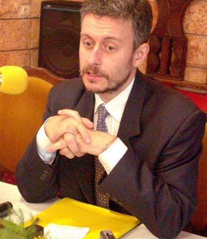 САЩ дават рамо на Соломон Паси да оглави ново СДС