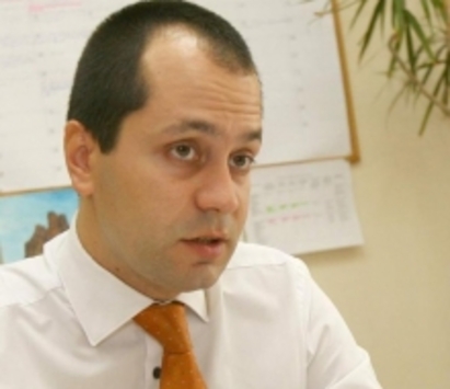 Израснал в дом за сираци оглави Агенцията за закрила на детето