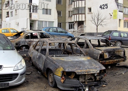 Пет коли пламнаха в Бургас