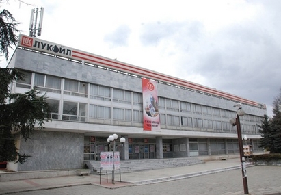 Бургаският кмет не даде Дома на НХК за хипермаркет, пази го за културен център