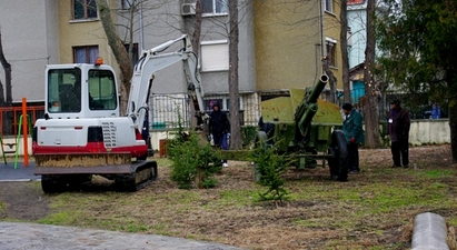 Аню Ангелов дарява военни експонати за Историческия музей в Поморие