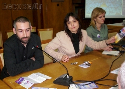 Музикални столове и автомати за фантазии във „Включи града”