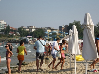 Високи отстъпки привлякоха 60 000 българи на морето