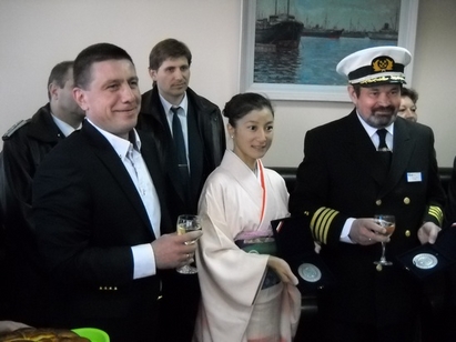 Корабът на мира за първи път в Бургас, доведе 1000 японци и южнокорейци