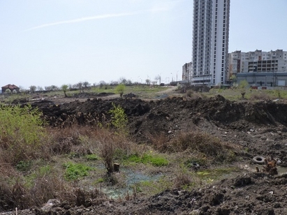 В „Меден рудник” правят от блато модерен басейн