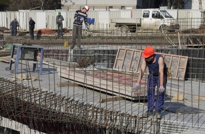 Опасни строежи край морето откри проверка на инспекцията по труда