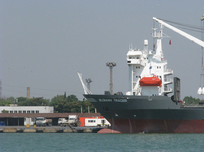 Обработват 10 кораба едновременно в  «Пристанище Бургас» ЕАД