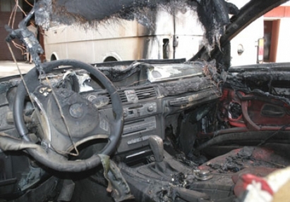 Два автомобила са горели в Бургаско