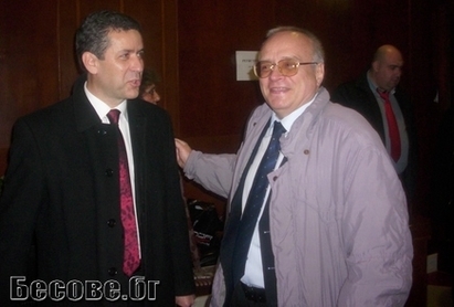 Павел Маринов остава начело на БСП със 116 гласа срещу 56 за Стоян Колев